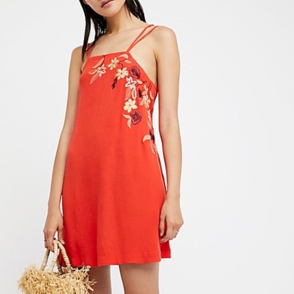 Free People Dresses & Skirts - Free People Flower fields embroidered dress